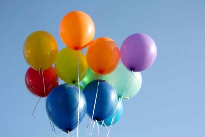 ¡Que siga la fiesta! Ya hay globos amigables con el medioambiente