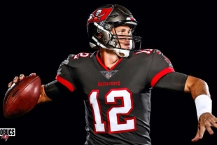 Tom Brady se presenta con uniforme de Bucaneros