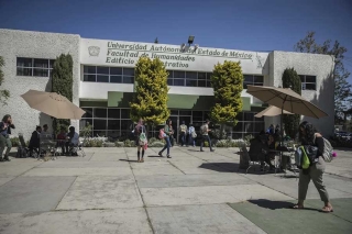 Piden destitución de directora y consejeros en Facultad de Humanidades de UAEMéx