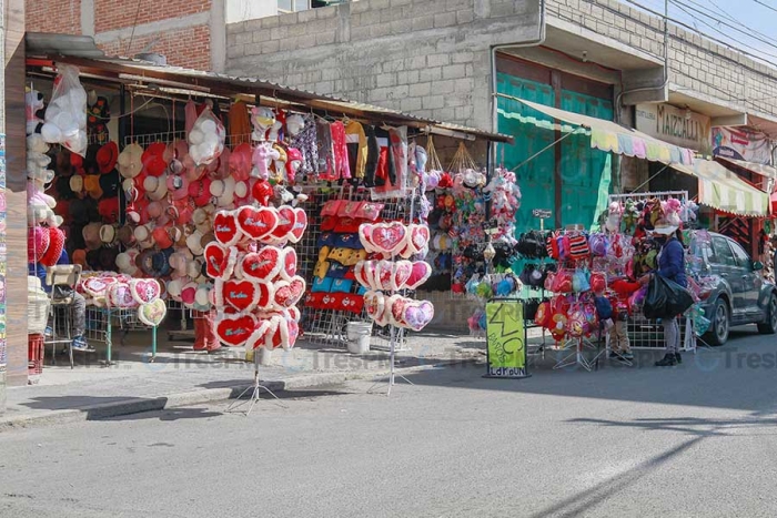 Vendedores esperan con ansia el Día de San Valentín