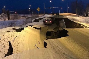 Terremoto magnitud 8.2 sacudió a Alaska la noche del miércoles