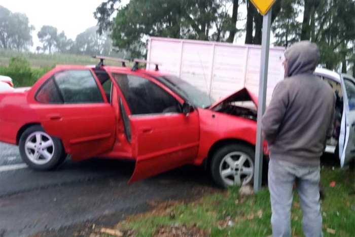 Choque en la vía Toluca-Zitácuaro deja un herido