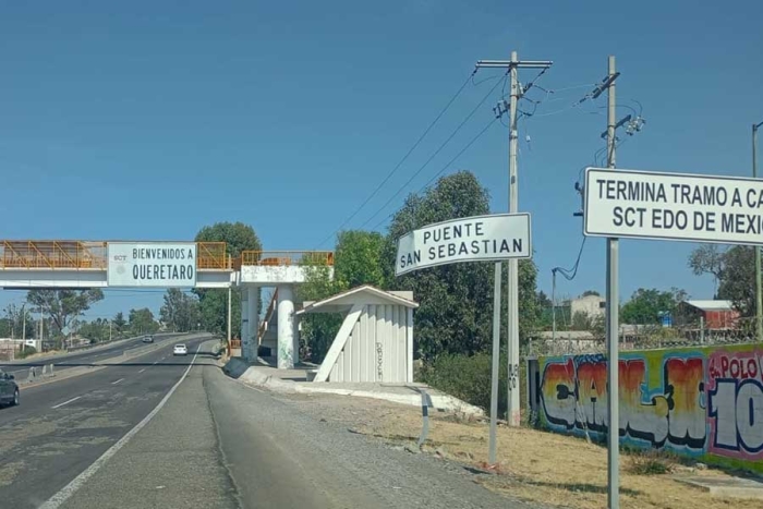 Los primeros reportes señalan que las víctimas, quienes tenían los ojos vendados presentaban heridas por arma de fuego