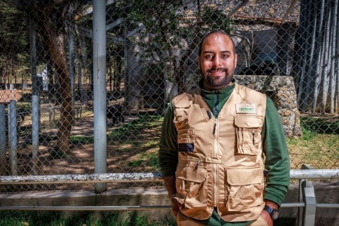 El egresado de la Facultad de Medicina Veterinaria y Zootecnia es encargado del Centro de Conservación de Especies “El Ocotal”.