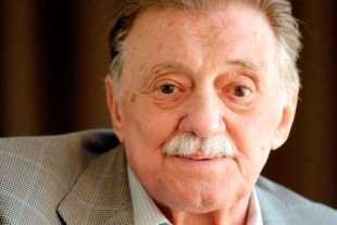 Mario Benedetti renovó la literatura latinoamericana de compromiso social y estético