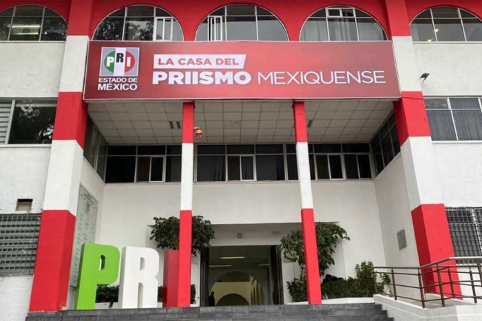 Durante la toma de protesta, Cristina Ruiz afirmó que los nuevos integrantes del CDE cuentan con los mejores perfiles 