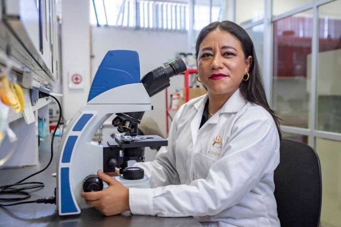 La investigadora resaltó que también se observará el efecto de las bacterias en la respuesta a los tratamientos antineoplásicos