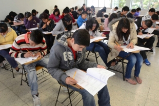 Impulsa Morena la educación superior obligatoria