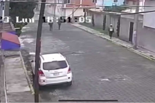 Captan en vídeo intento de asalto a estudiante