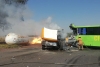 Pipa de gas y autobús chocan en Zumpango; un muerto