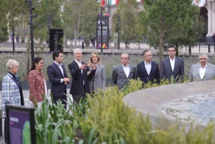 Inauguran restauración de Plaza de los Mártires