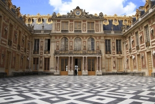 Francia da “manita de gato” al Palacio de Versalles rumbo a los Juegos Olímpicos