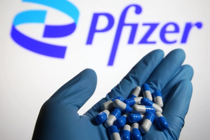 Permite Pfizer fabricar genéricos de su píldora contra Covid-19