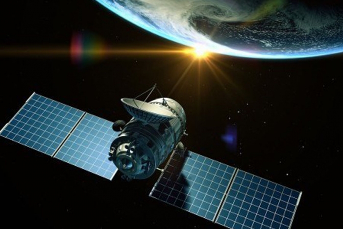 Lanzan 60 satélites al espacio para red de internet