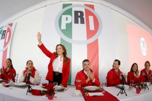 Alejandro Moreno, dirigente nacional del tricolor, realizó el anuncio de la designación