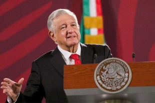 Presencia militar en seguridad, fundamental para la paz: AMLO