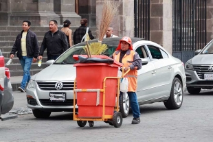 Indispensables; trabajadores  de limpia