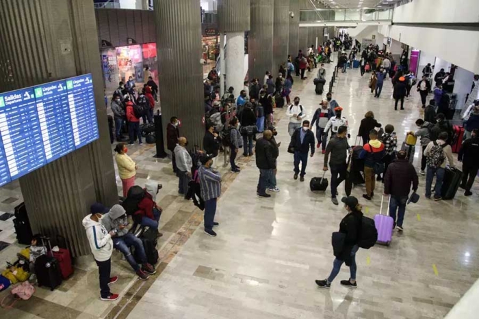 Aerolíneas deben indemnizar a los pasajeros por la sobreventa de vuelos, ordena la SCJN