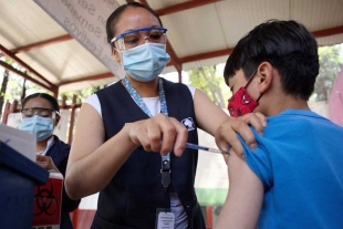 Anuncian inicio de vacunación para niñas y niños de 10 y 11 años en 34 municipios del Edoméx