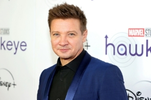 Jeremy Renner, el actor que interpreta Hawkeye, en estado crítico tras un accidente