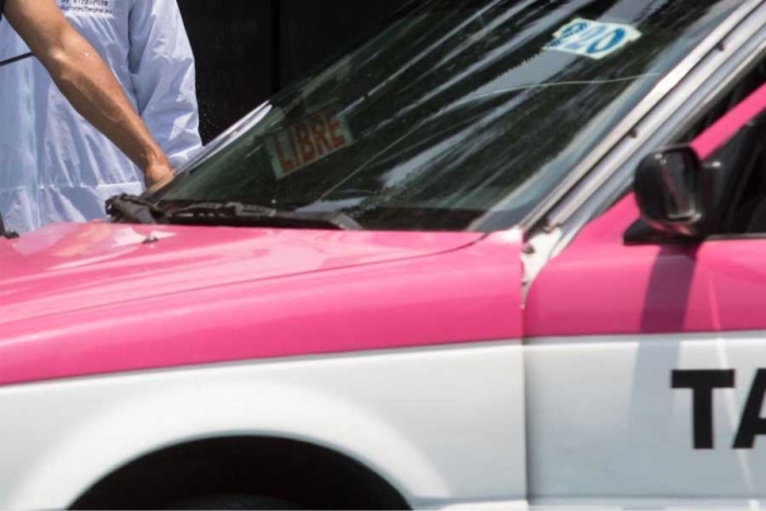 Los taxistas exigían la detención de dos sujetos que presuntamente robaron una motocicleta de uno de sus compañeros
