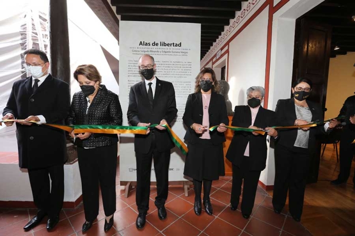 Expone UAEMéx muestra fotográfica “Alas de libertad. Aves migratorias" en homenaje a Isidro Fabela
