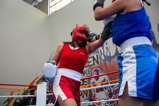 Realizan torneo de box a beneficio de asentamientos populares en Edoméx