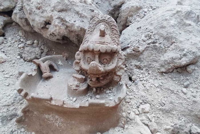 Hallan representación del dios K´awiil en excavaciones del Tren Maya