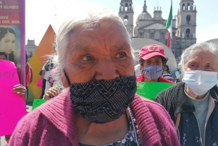 Comerciantes ambulantes del Centro Histórico de Toluca temen perder su única fuente de ingresos