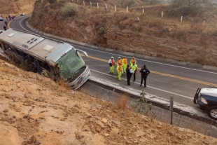 Apoya Edoméx a lesionados y familiares de personas fallecidas en accidente de Acambay