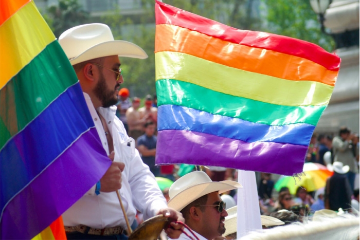 Derechos de comunidad LGBTTTIQA+ deben ampliarse