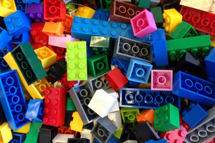 Piezas de Lego podrían durar hasta 1 300 años en el océano