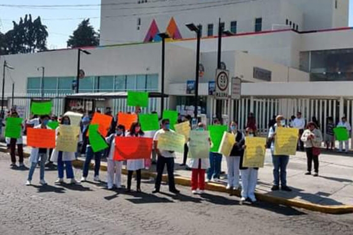 Continúan manifestaciones en Hospitales mexiquenses por falta de insumos