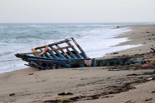 Al menos 28 muertos en un naufragio en Nigeria