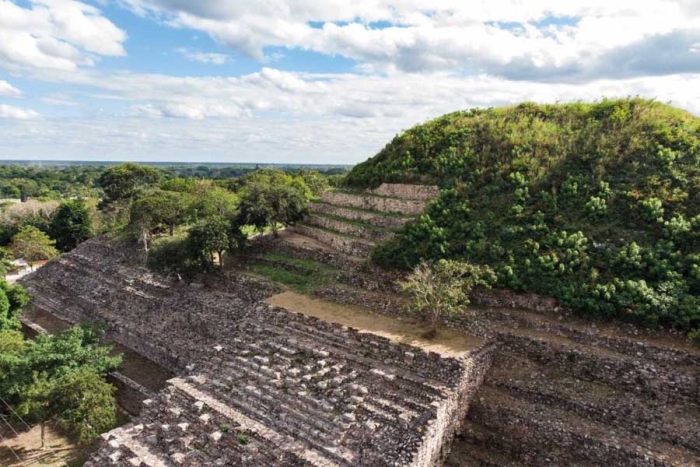 INAH abrirá al público cuatro nuevas pirámides mayas en Izamal, Yucatán