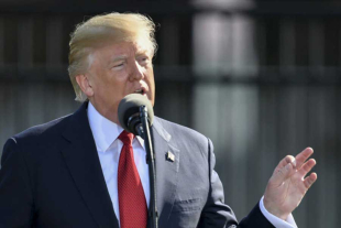 Trump calificó la publicidad como un acto hostil y un intento de manipular la opinión pública sobre sus aranceles.