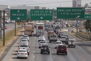 Regresan a la capital los vacacionistas