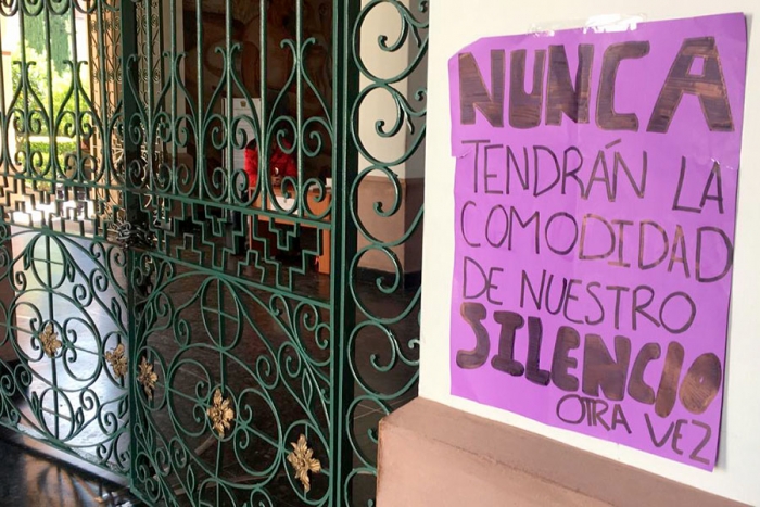 #JusticiaParaSonia Continuarán protestas por maestra de UAEM