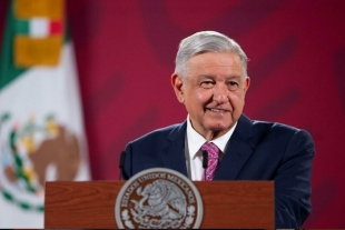 En retorno a las aulas se atenderán riesgos para estudiantes: AMLO