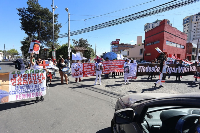 En el olvido oficial desaparecidos y feminicidios, aseguran familiares