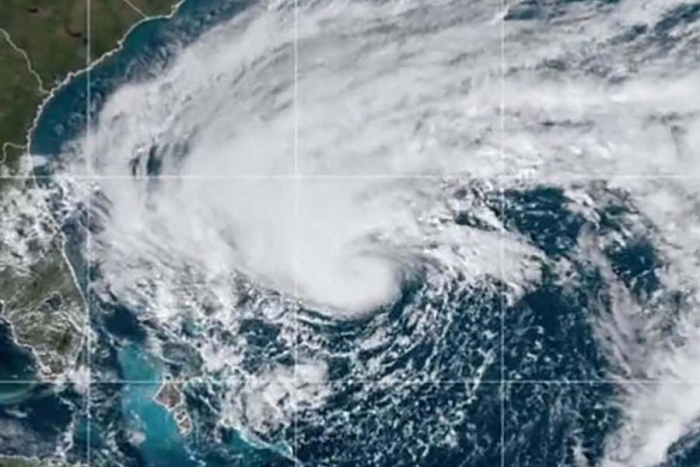 Florida activa alerta por tormenta &#039;Nicole&#039;; se convertirá en huracán