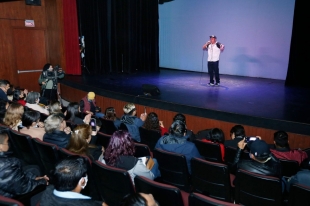 JB Rapper, rap verde y dorado desde el Centro Universitario UAEM Nezahualcóyotl