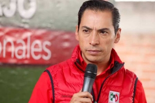 Iriarte inició su carrera pública en el sexenio de Arturo Montiel Rojas