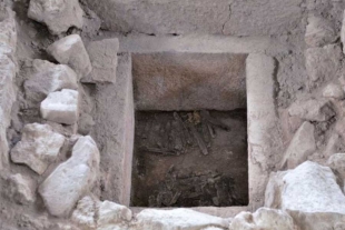 La dependencia explicó que el hallazgo tuvo lugar cerca del centro ceremonial de la Zona Arqueológica de Tlatelolco
