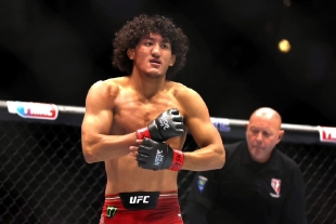 Desde el inicio del combate, Rosas Jr. mostró un dominio total