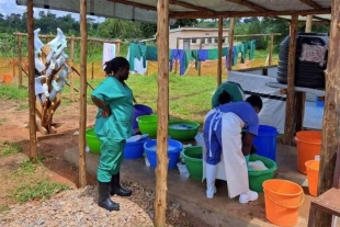 Uganda declara el final de su epidemia de ébola