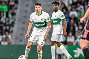 Castro jugó 34 partidos oficiales, marcó cuatro goles y asistió en dos ocasiones