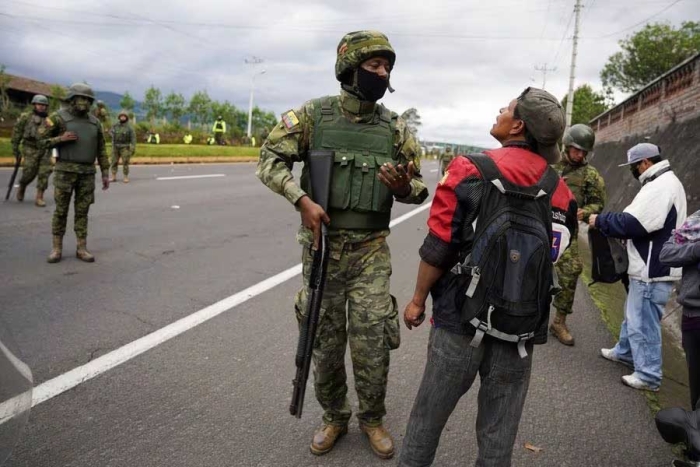 Confirman 48 reos fugados de cárcel de Ecuador