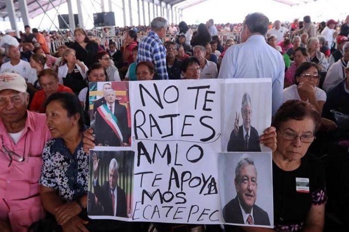 Entrega Ecatepec más de 30 mil firmas a favor de la ratificación de AMLO