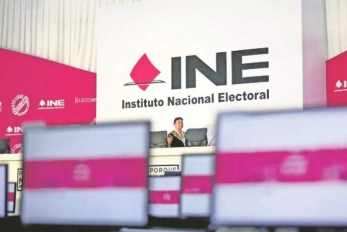 Con la Reforma Electoral se buscará reducir gastos excesivos del INE: AMLO